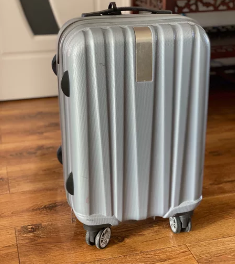 闲置登机箱，尺寸成色如图，50，自取，坐标...