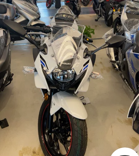 铃木GSX250R，颜色齐全，现货 感兴趣...