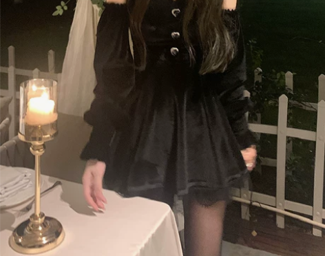 法式复古气质纯欲丝绒一字肩连衣裙秋冬收腰显...