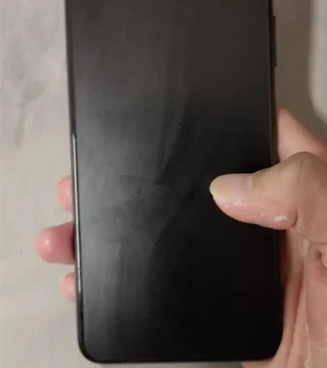华为麦芒11 自己用了两个月,没有什么问题...