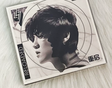 正版未拆 鹿晗 专辑 reloaded i...