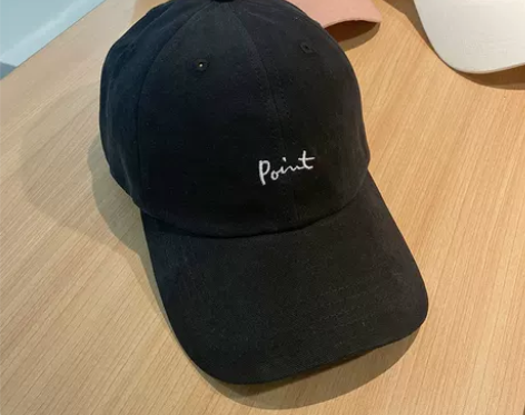 日本代购帽子女春夏季简约字母刺绣鸭舌帽黑色...