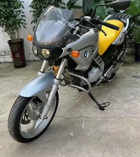 宝马摩托车650cc拉力越野，精品车况超级...