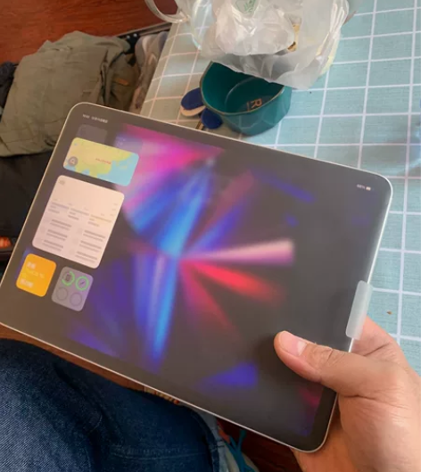 11号下午刚换的全新的iPad Pro 膜...
