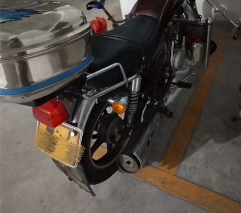 12年上牌的豪爵牌125摩托车,因买了小车...