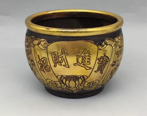 铜缸摆件 招财进宝缸，工艺精湛 ，包浆醇厚...