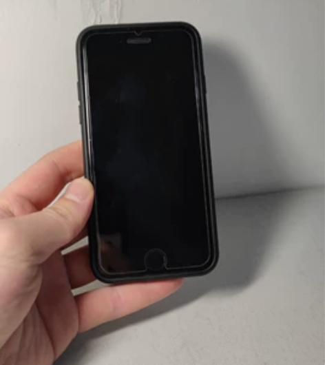 个人卖家:    出手苹果8  64GB ...