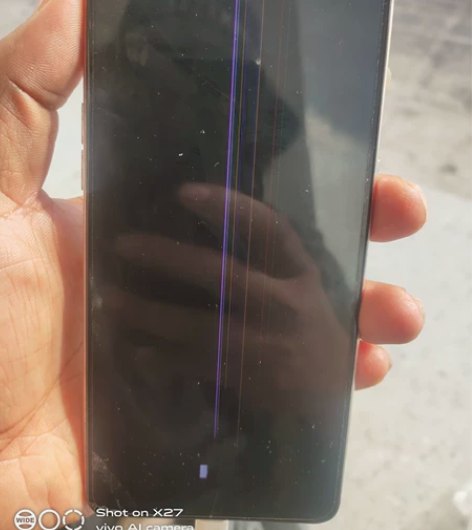 oppoR15标准版屏幕坏主板开机 感兴趣...
