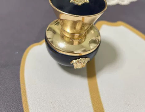 范思哲迪伦女士香水30ml旗舰店入用量第二...