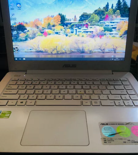 女生自用r457u华硕笔记本  要换新笔记...