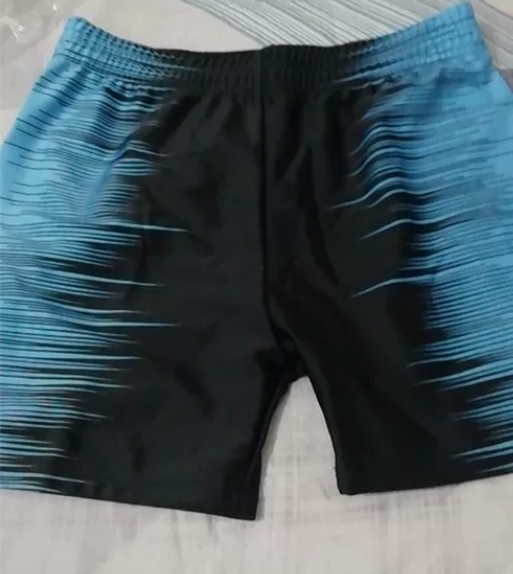 男士游泳裤，和衣服一起寄 感兴趣的话点“我...