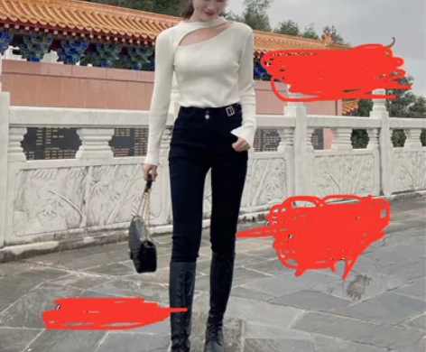 黑色牛仔裤，因为不爱穿深色，就穿过两次就闲...