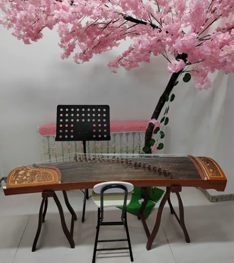 出租古筝练琴房，每小时20元，不足一小时按...