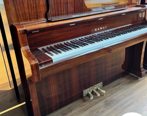 家庭闲置二手卡哇伊钢琴，九五成新，基本闲置...