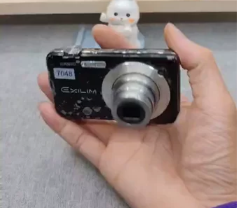 卡西欧S12 功能正常无暗病 配件齐全 内...