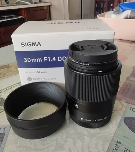出一手自用适马30mm-F1.4大光圈佳能...