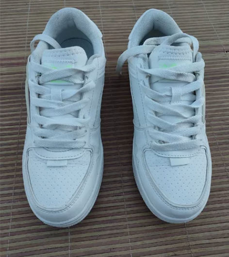 37码李宁运动鞋 鞋子八成新以上，保证正品...