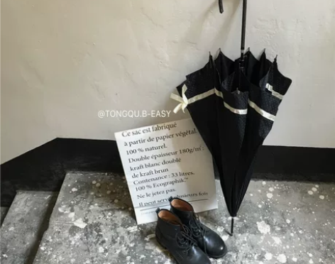 ins波点丝带长柄晴雨伞法式复古赫本风唯美...