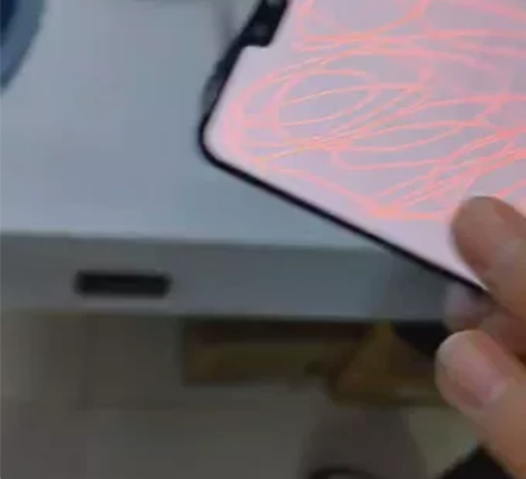 华为mate30拆机屏屏幕，纯原，一点划痕...