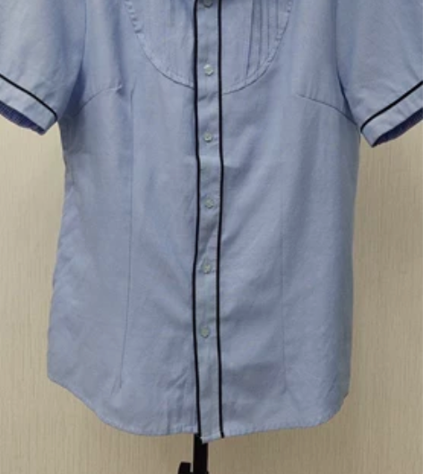 沈阳市初中生校服买小了女生，码号165 感...