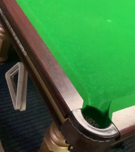 二手台球桌两张，给钱就卖！地点在长沙雨花区...