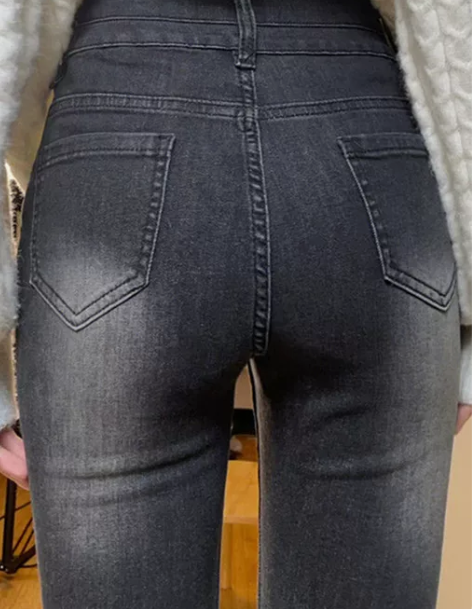 复古黑灰色三扣高腰喇叭牛仔裤女2022新款...