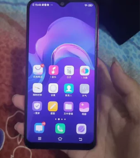 vivo y93 3+64g裸机，屏幕无明...