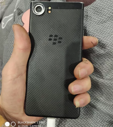 黑莓key 1 国行4+64G内存，75新...