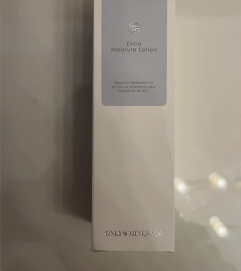 雅萌化妆水，全新未拆封，有效期到24年01...