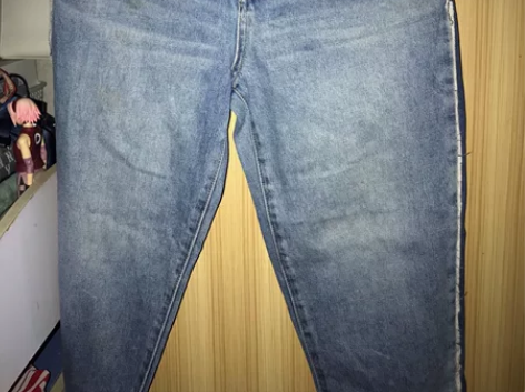 出一些长裤牛仔裤，买三件包邮哦！拍后一律不...
