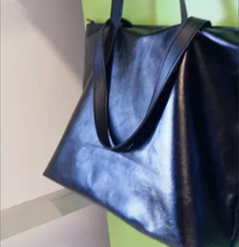 女士单肩包斜挎购物袋休闲包手拎托特包，全新...