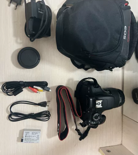 佳能600D 单反套机 原装镜头18-55...