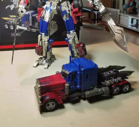 全新佑虎30cm原威将电影擎天柱变形金刚玩...