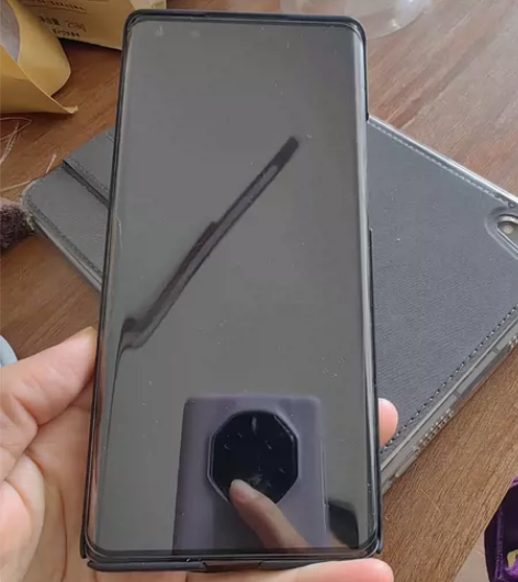 自用闲置 华为mate40 rs保时捷手机...