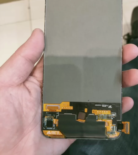 nova5纯原屏幕，无动过，进了点水，总共...