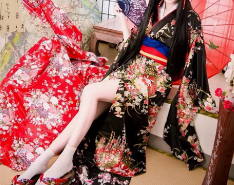 出阎魔爱和服 衣服+木屐+饰品+稻草人+袜...