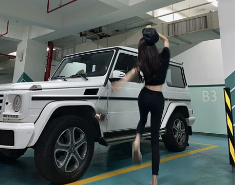 JoyingFeng【暴瘦神裤】黑色高腰牛...