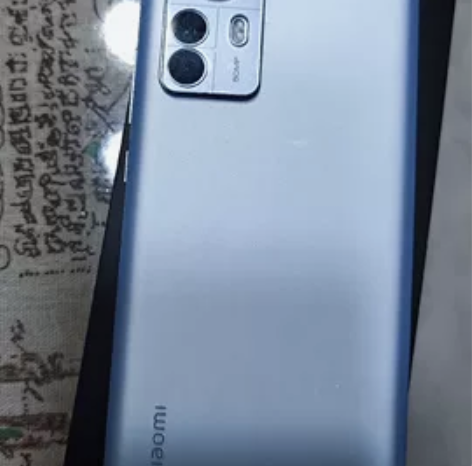 出一个自用的小米12 pro，12加256...
