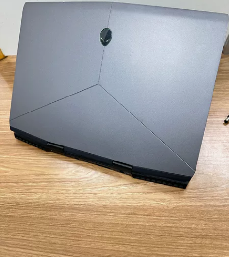 外星人Alienware M15 笔记本电...