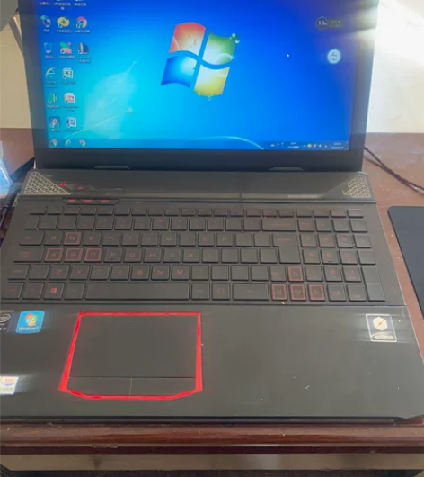 机械革命X6  笔记本出售。配置如图，I7...