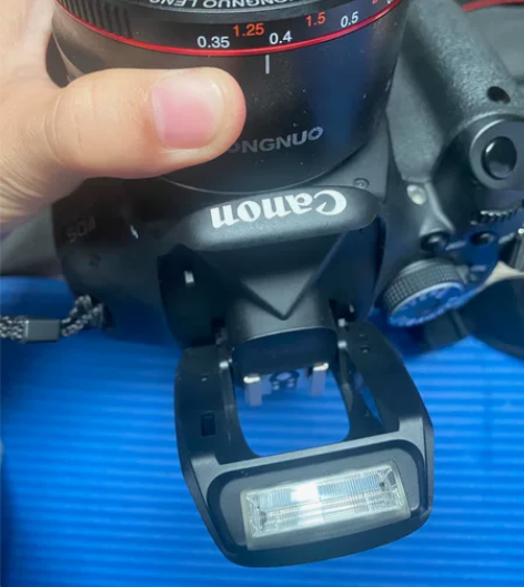 出佳能600d二代小痰盂镜头 售出不退不换...