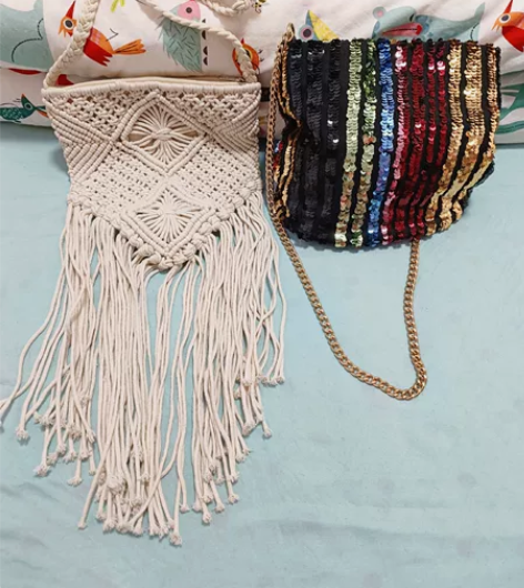 波西米亚风斜挎包流苏包25元，彩色亮片斜挎...