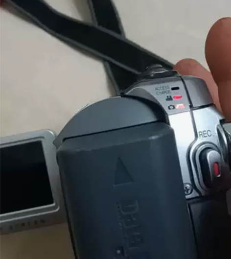 二手JVC数码摄像机/杰伟世GZ-MG13...