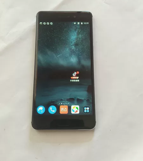 诺基亚6，账号已经退出了，4g运存64g内...