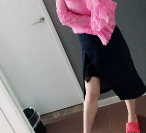 欧时力荷叶袖上衣，699专柜购入，搭配欧时...