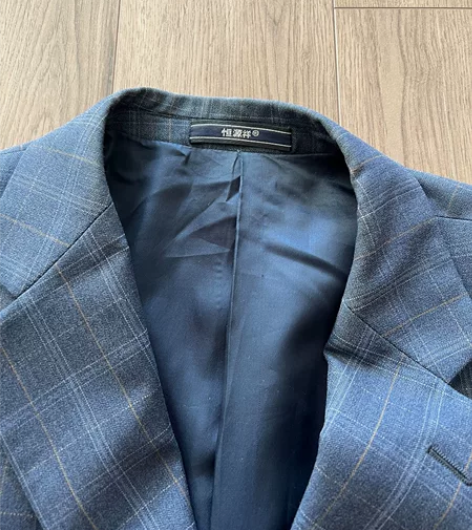 恒源祥正品，男士西装，50包邮。尺码：17...