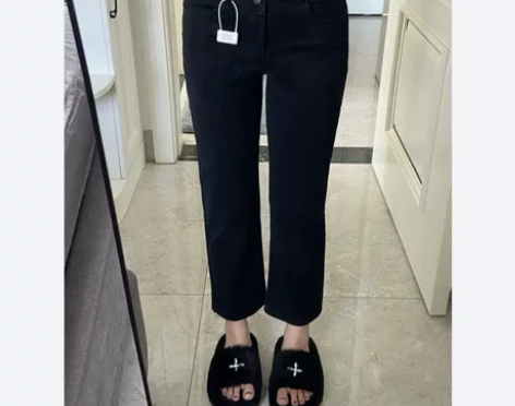 2-300斤大码秋冬季黑色加厚直筒牛仔裤女...