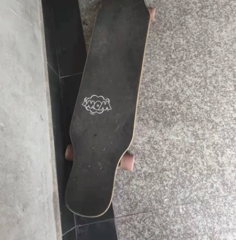 出滑板长板 仅限自提和顺丰到付 感兴趣的话...