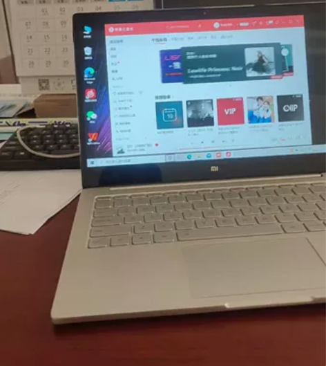 自用笔记本当时实体店购买5999元，成色看...