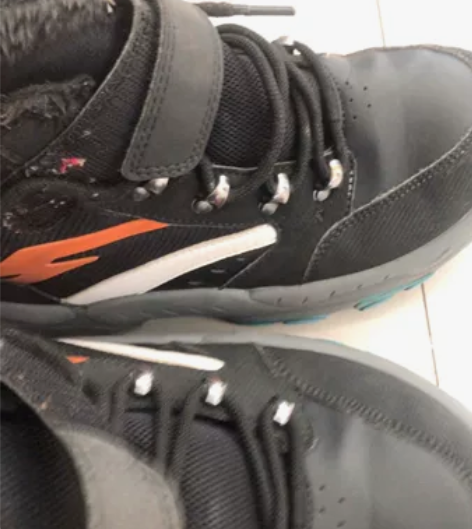 安踏 穿了一个冬天的棉鞋子 小了36码 一...